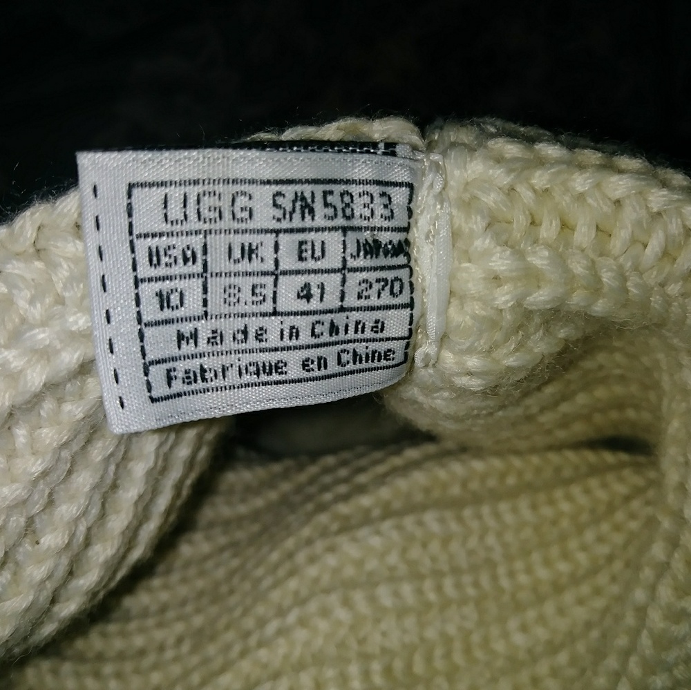 UGG - Picture 6 of 8